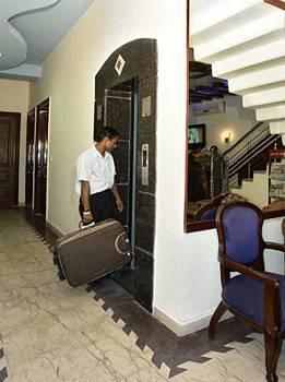 Hotel Raunak International New Delhi